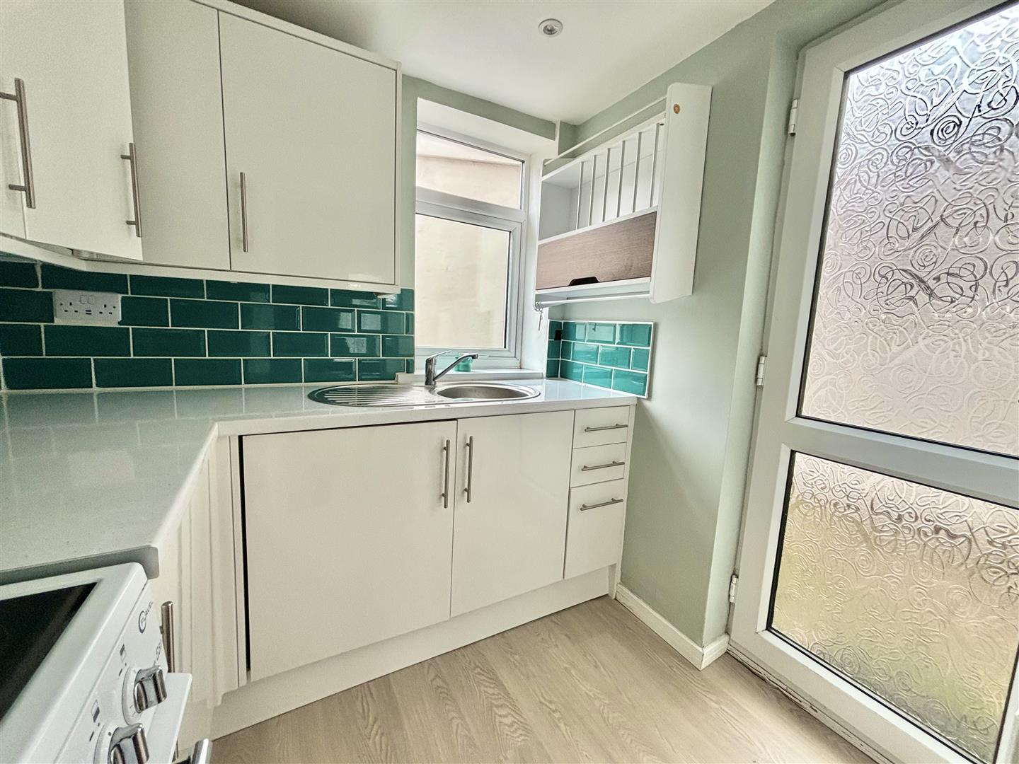 Bellevue, Penclawdd, Swansea, SA4 3YE